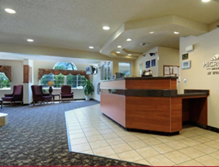 Microtel Inn & Suites By Wyndham Springfield Bagian luar foto